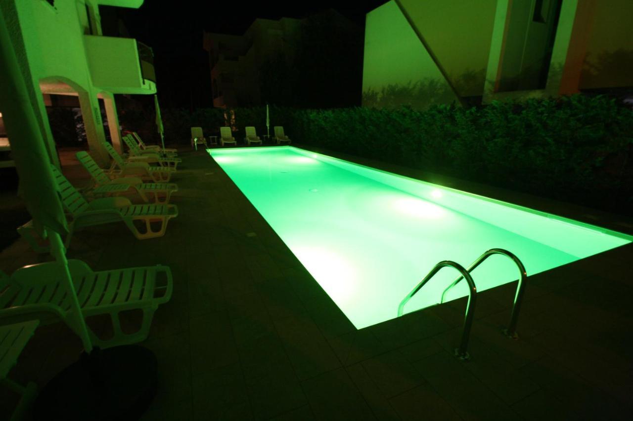 Villa Albaluisa Bibione Exterior photo