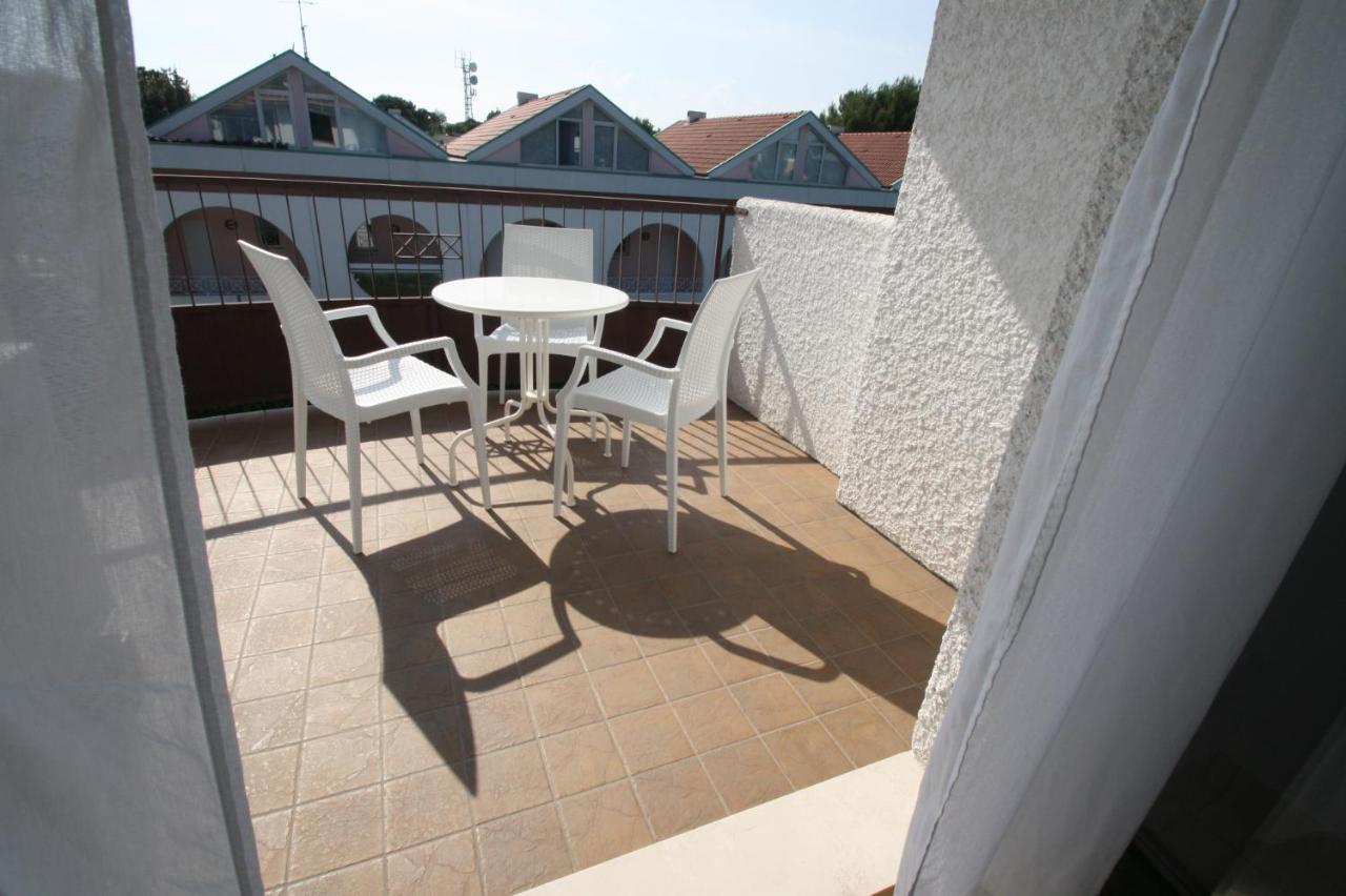 Villa Albaluisa Bibione Exterior photo